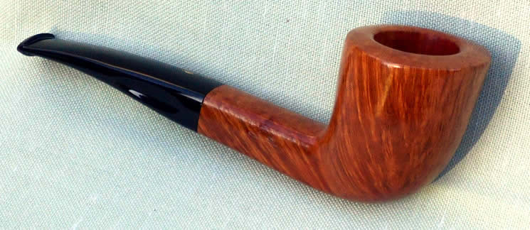 Completely handmade, unique and unrepeatable pipe - Savinelli Autograph